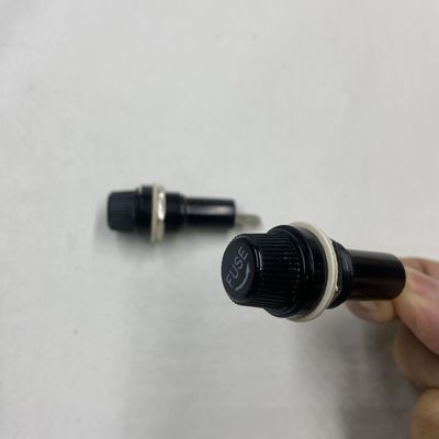 การติดตั้ง 6 * 30mm แพนล์ติดตั้งตัวถือไฟฟ้าสําหรับอุปกรณ์ไฟฟ้า