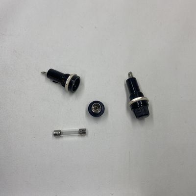 ผู้ถือไฟฟิวส์สําหรับ PCB Board การติดตั้งคําตอบ Knob ประเภท 6 * 30mm