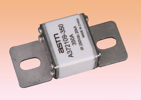 IEC 200VDC ฟิวส์เซรามิคสตั๊ดสำหรับ EV / HEV